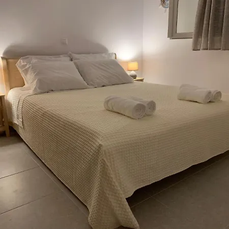 House On The Rock I Nyaraló Mikrí Vígla